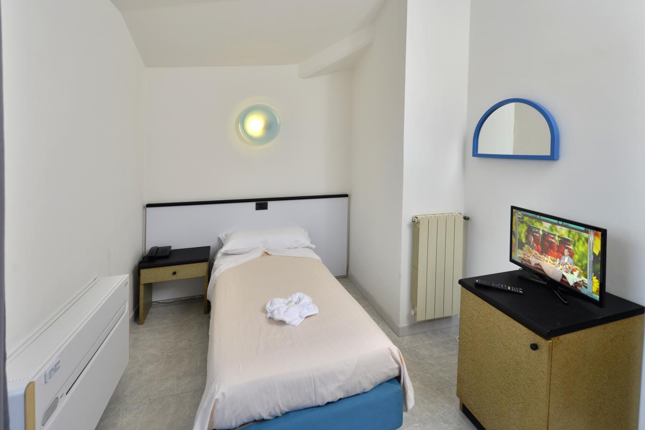 Hotel Garden Bocca Di Magra Eksteriør billede